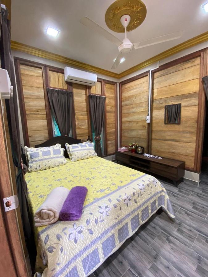 Homestay Dusun Ana Balun Slim River Exterior photo